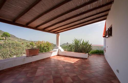 Lipari Villa | Villa Mulino Al Vento