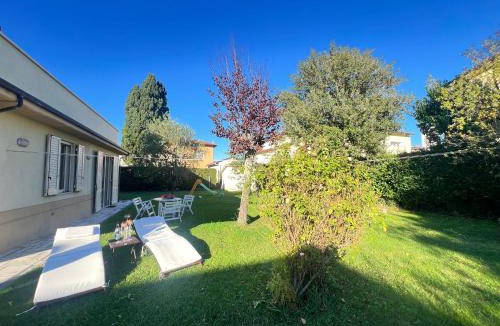 San Donato Apartment | Villa Paola