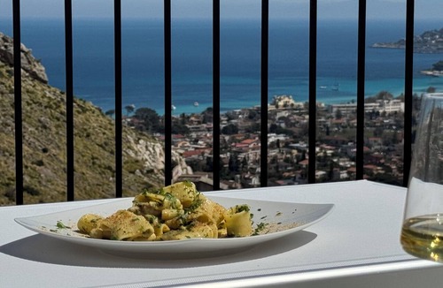 Partanna Apartment | Villa Perla Blu Mondello, breathtaking sea views and relaxation