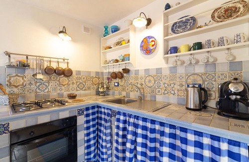 Custonaci Villa | Villa Sul Mare Vista Tramonto with Sea View, Garden and Wi-Fi