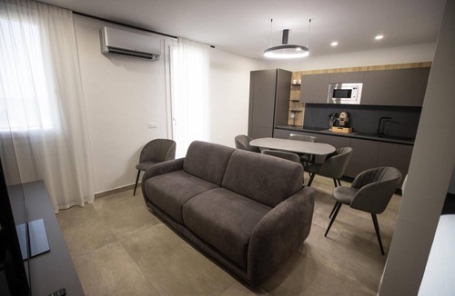 Altavilla Milicia Villa | Villa 'Zefira Sole' with Sea View, Wi-Fi and Air Conditioning