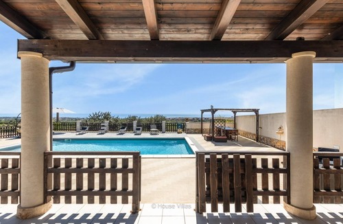 Avola Villa | Villa Zora in Avola With 4 Bedrooms and 3 Bathrooms