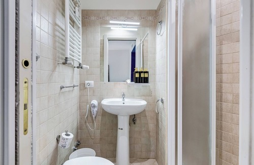 Sallustiano Apartment | VIVILO COLLECTION - Marche 54 Apartment (Close to Via Veneto)