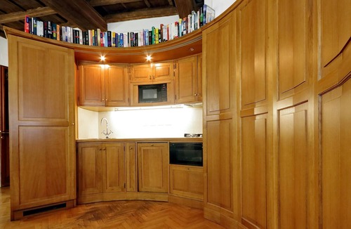 Rione XI Sant'Angelo Apartment | Vrbo Property