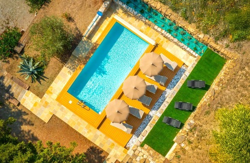 Civitella in Val di Chiana Villa | Wonderful private villa with private pool, A/C, WIFI, TV and pets allowed, close to Arezzo