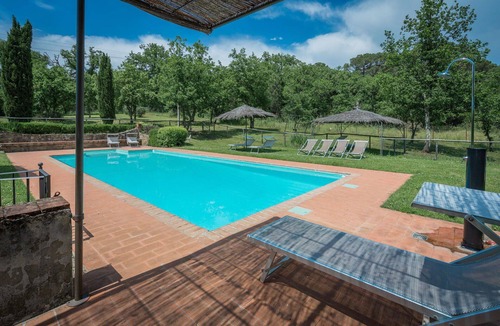 Bucine Villa | Wonderful private villa with WIFI, private pool, patio, pets allowed and panoramic view