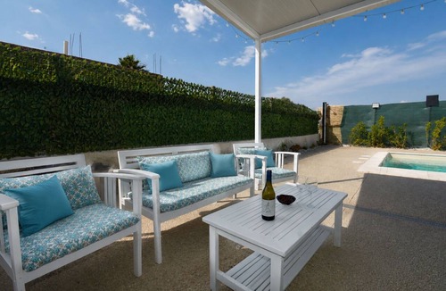 Comiso Villa | Wonderful private villa for 6 guests with WIFI, private pool, A/C, patio and pets allowed