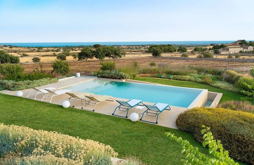 Casa Papa Villa | Wonderful private villa for 8 people with A/C, WIFI, sauna, hot tub, private pool, TV and terrace