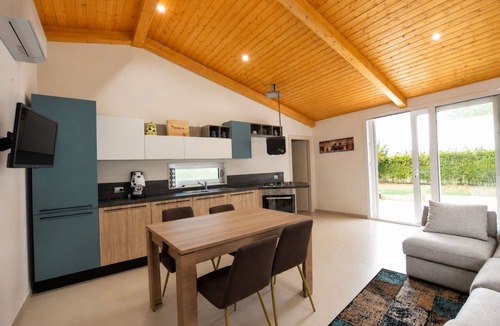 Chiaramonte Gulfi Villa | Wonderful villa for 5 people with A/C, pool, WIFI, TV, patio and panoramic view