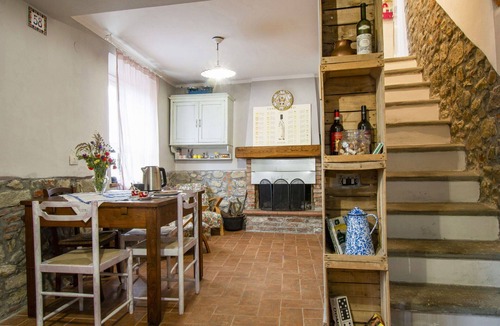 Pistoia House | Wonderful villa for 2 guests with WIFI and pets allowed