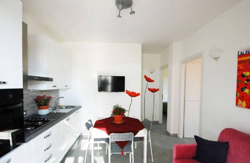 Piane Vecchie Villa | Wonderful villa a few steps from the sea with terrace and garden, 6 beds
