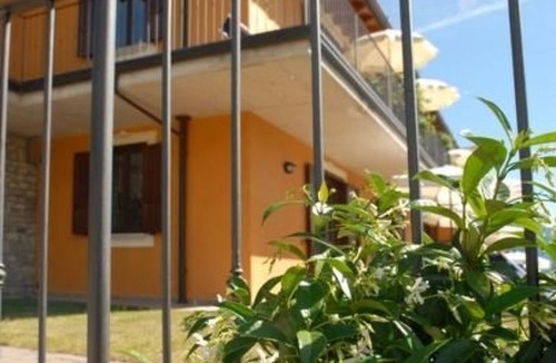 Prabione Apartment | 'Zwei-Zimmer-Balkon by Interhome