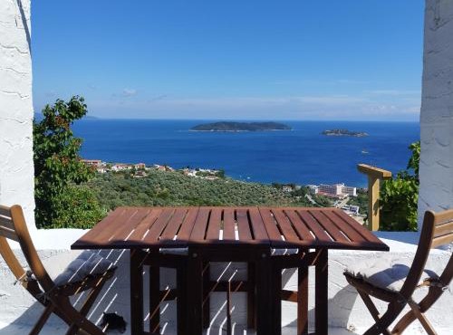 2P studio in Skiathos