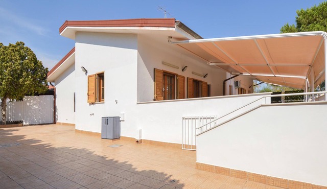 4 bedroom lovely home in Porto Empedocle