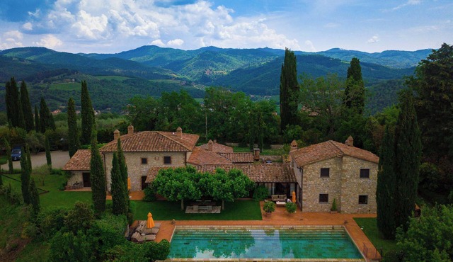600-Year Estate in the Heart of Chianti, by Cuvée