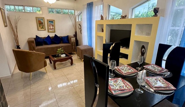 A spacious one bed room, Unwind and relax with us! in Boca chica