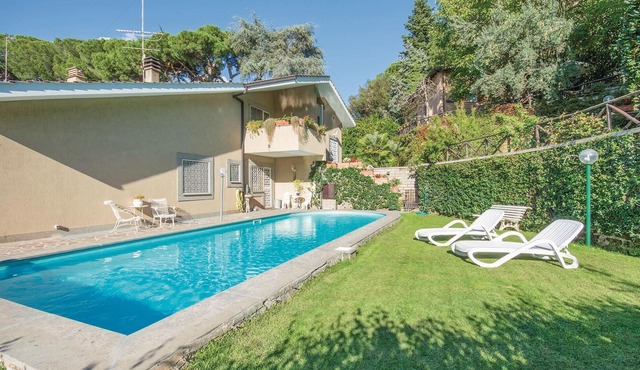 Amazing home in Grottaferrata RM with WiFi