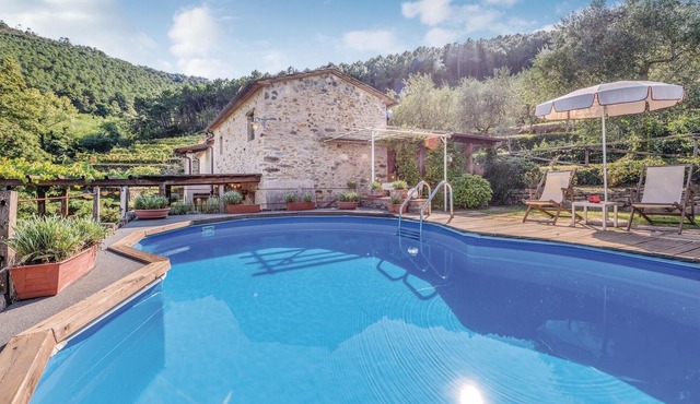 Amazing home in Buti PI with private swimming pool, can be inside or outside