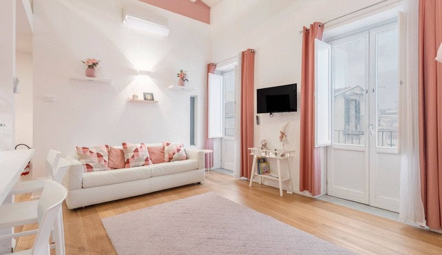 Apartment 'Mia' with Balcony, Wi-Fi and Air Conditioning