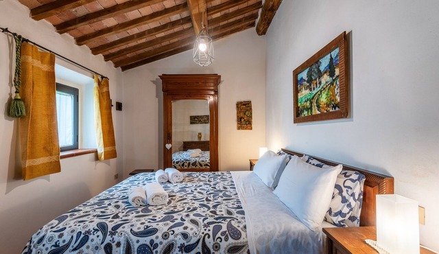 Apartment 'Podere Il Tigliolo Sulla' with Shared Pool, Private Terrace and Wi-Fi