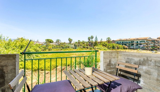 Apartment 'Petite Maison' with Shared Garden, Wi-Fi and Air Conditioning