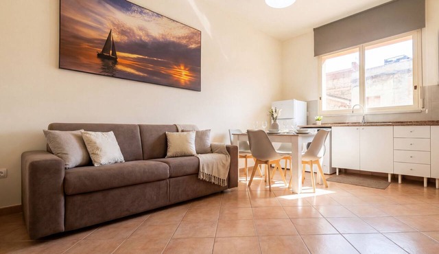 Apollo Apartment