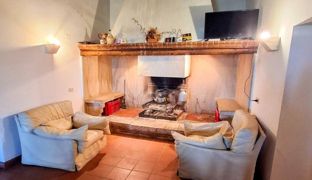 Authentic Tuscany Escape with Garden, Near Siena & Chianti