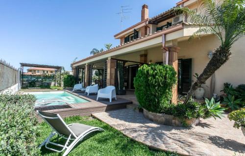 Beach Front Home In Brucoli