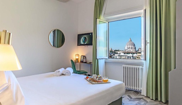 Bloom Hotel Rome