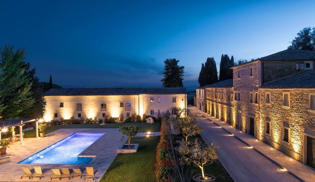 Borgo Ariano 3 – Apartment with pool