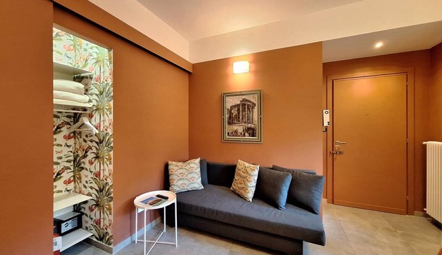 Borromini Deluxe Suite Cozy app. with terrace, Vatican view, secure parking u.r.