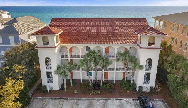 Capistrano E101 in Seacrest
