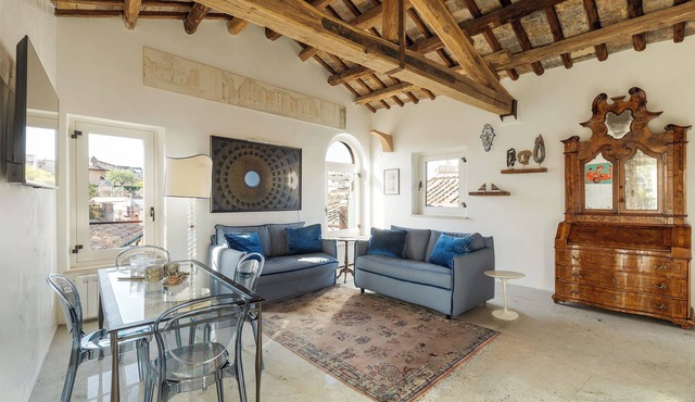 Casa Adriana, a Burghesius home