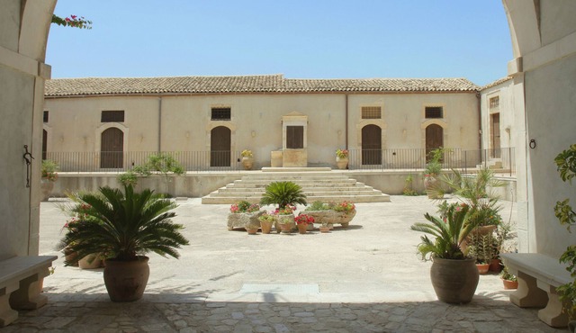 Casa Canonica - Sicilian Villa