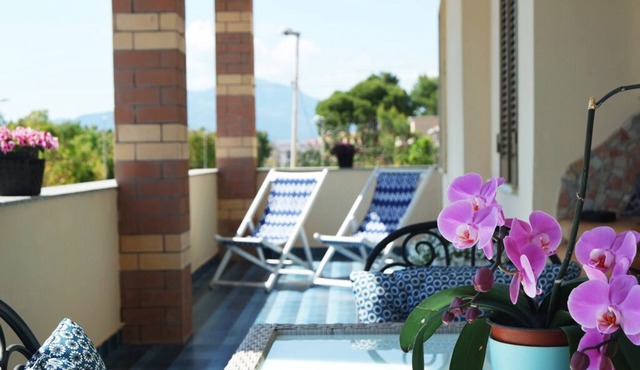 Casa Eleatica is a modern and comfortable house in the center of Ascea Marina