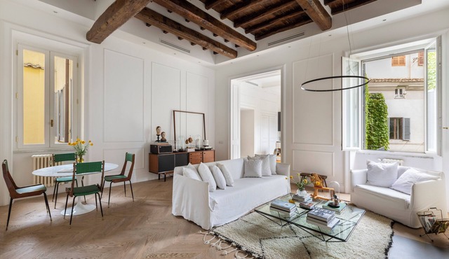 Casa Luce, a Burghesius home