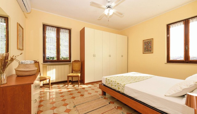 Casa Nonna Rina: Enchantment and Relaxation among the Hills 15km from Lake Garda