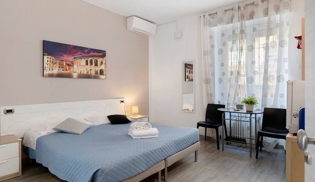 Comfortable Room in Guest House