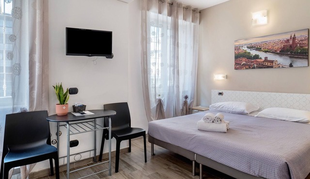 Comfortable Room in Guest House