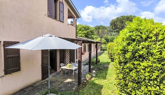 Cosy apartment for 2 guests with pool, WIFI, TV, patio and panoramic view