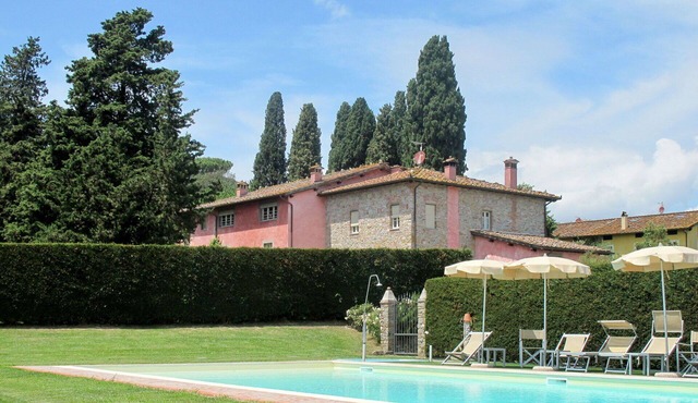 Cosy apartment in villa for 3 people with pool, A/C, WIFI, TV and terrace