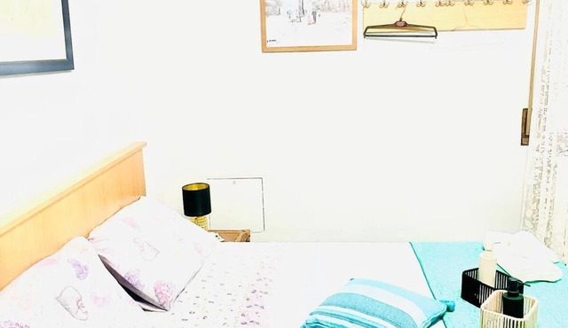 Cozy 1-bedroom house in gorgeous Roma with AC and fitness room