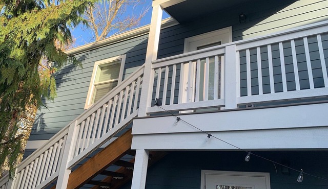 Cozy studio - easy access to all West Seattle has to offer! in Seattle