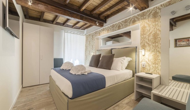 CS Exclusive Campo de' Fiori Palace apt. 4