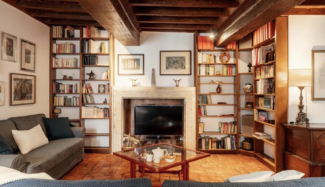 Domus Quiritum Charming, Appartamento d'Epoca a Campo de' Fiori