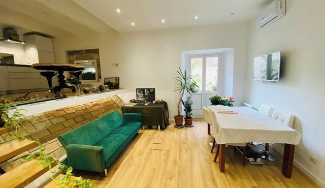 Elegant central apartment Villa Borghese