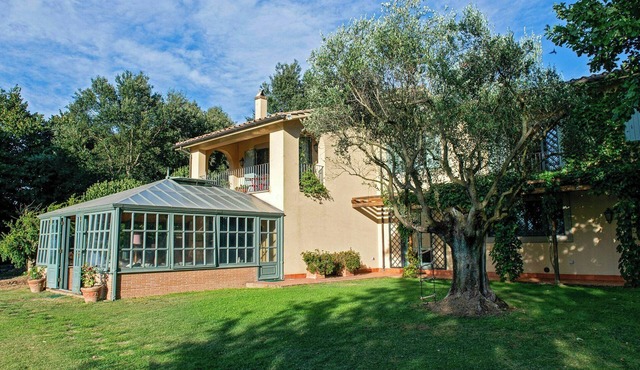Family villa with pool in Tuscia