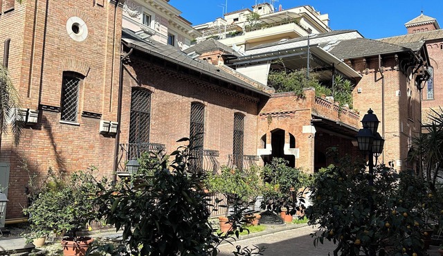 Femi Castle