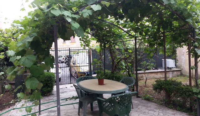 GARDEN HOUSE near metro C