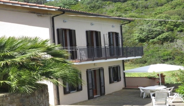 Genoa, Comfortable Apartment 400meters from the Sea